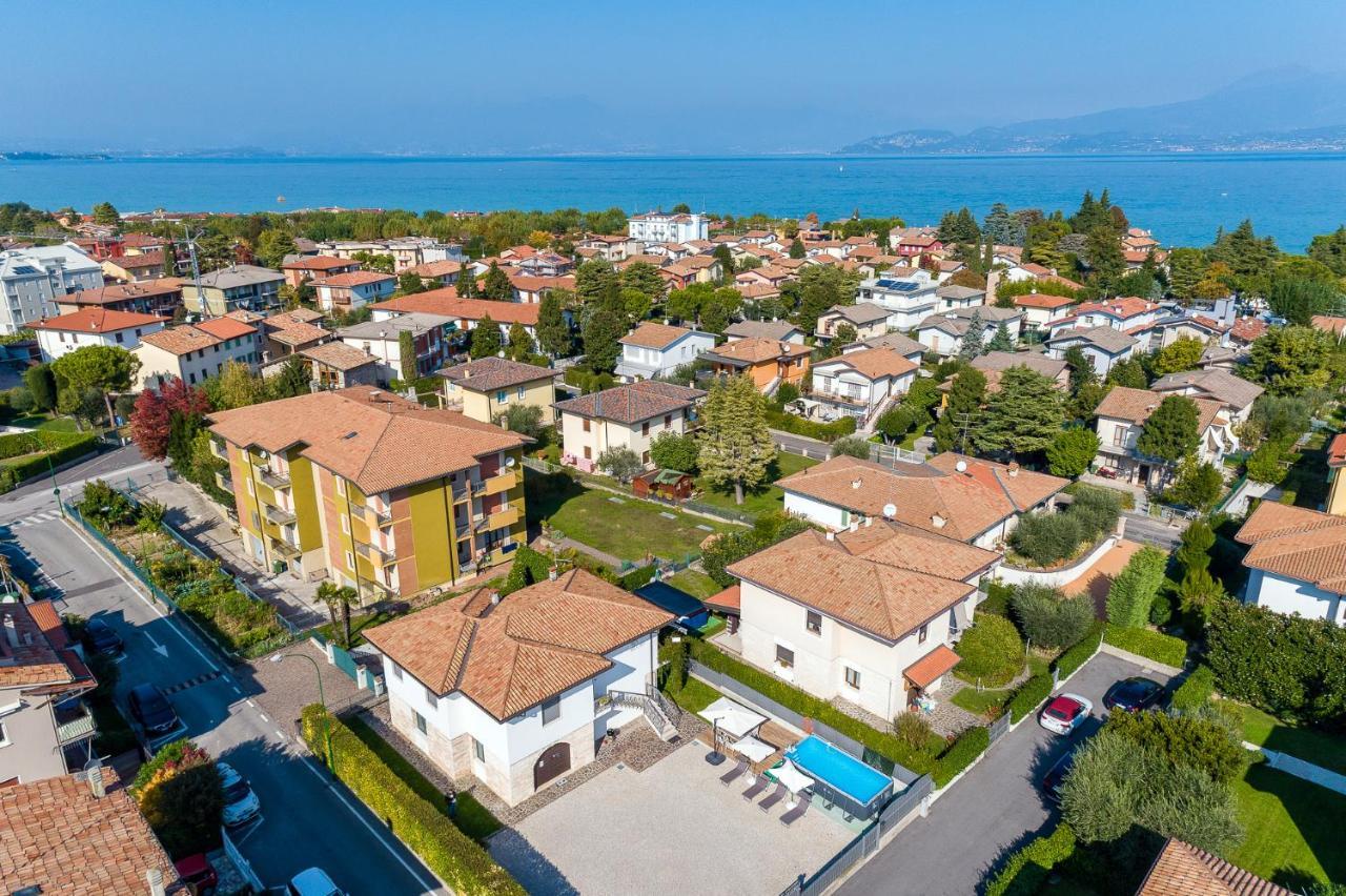 Villa Azdora Peschiera del Garda Exterior photo